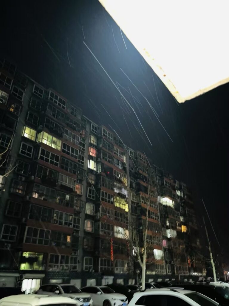 今天下雪了❄️-皮皮博客